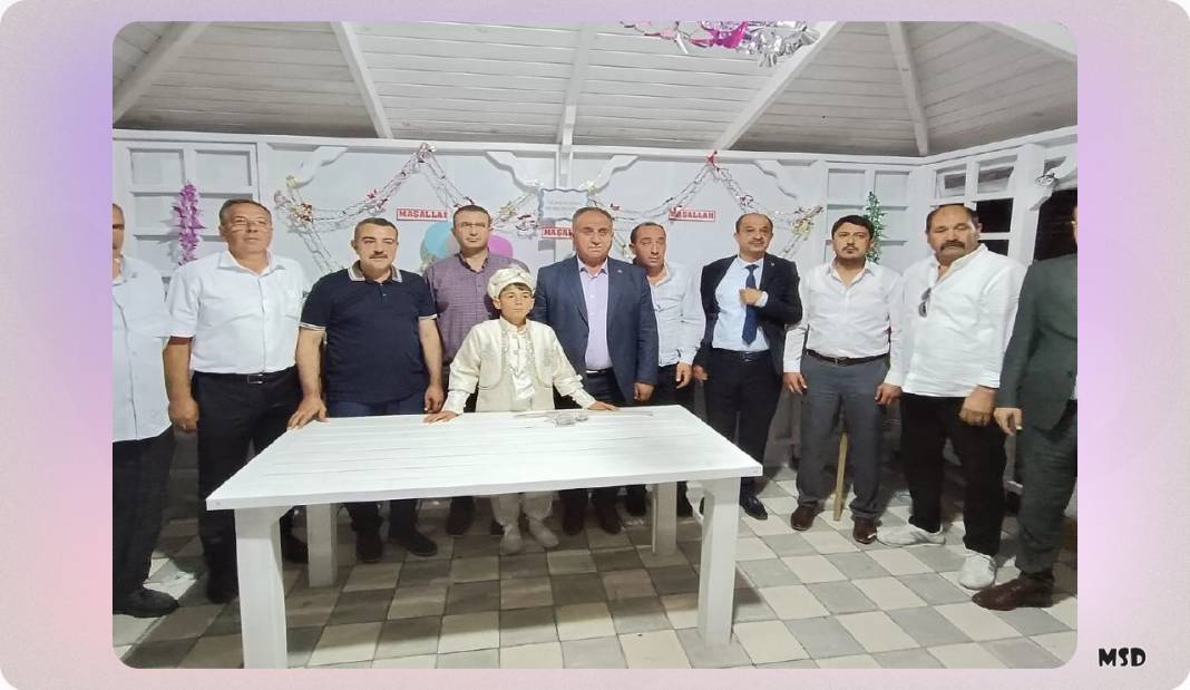 Öztürk ailesinde sünnet mutluluğu 3